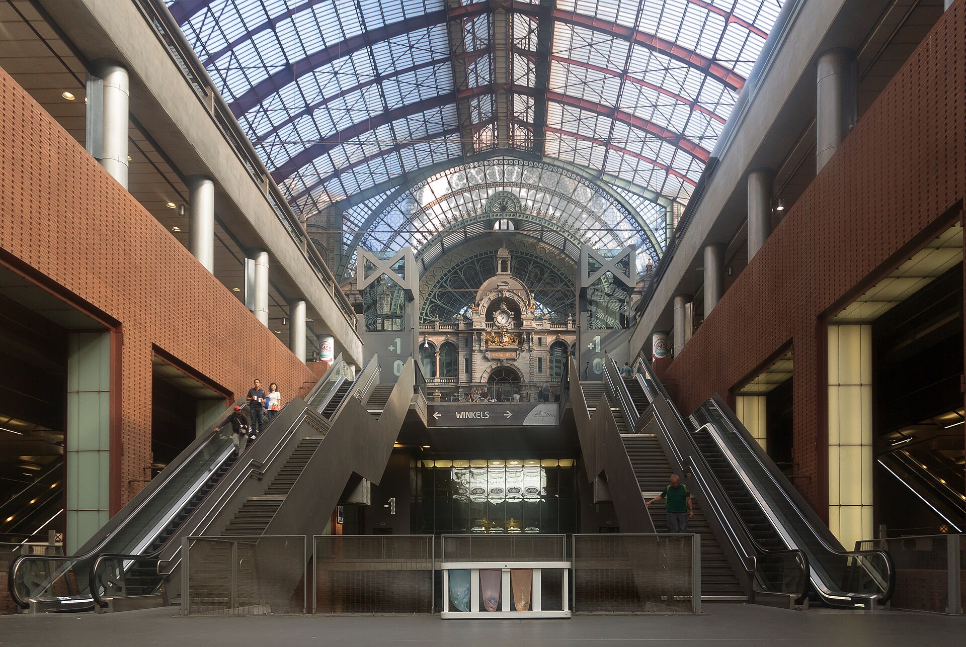Antwerpen-Centraal, Antwerpen
