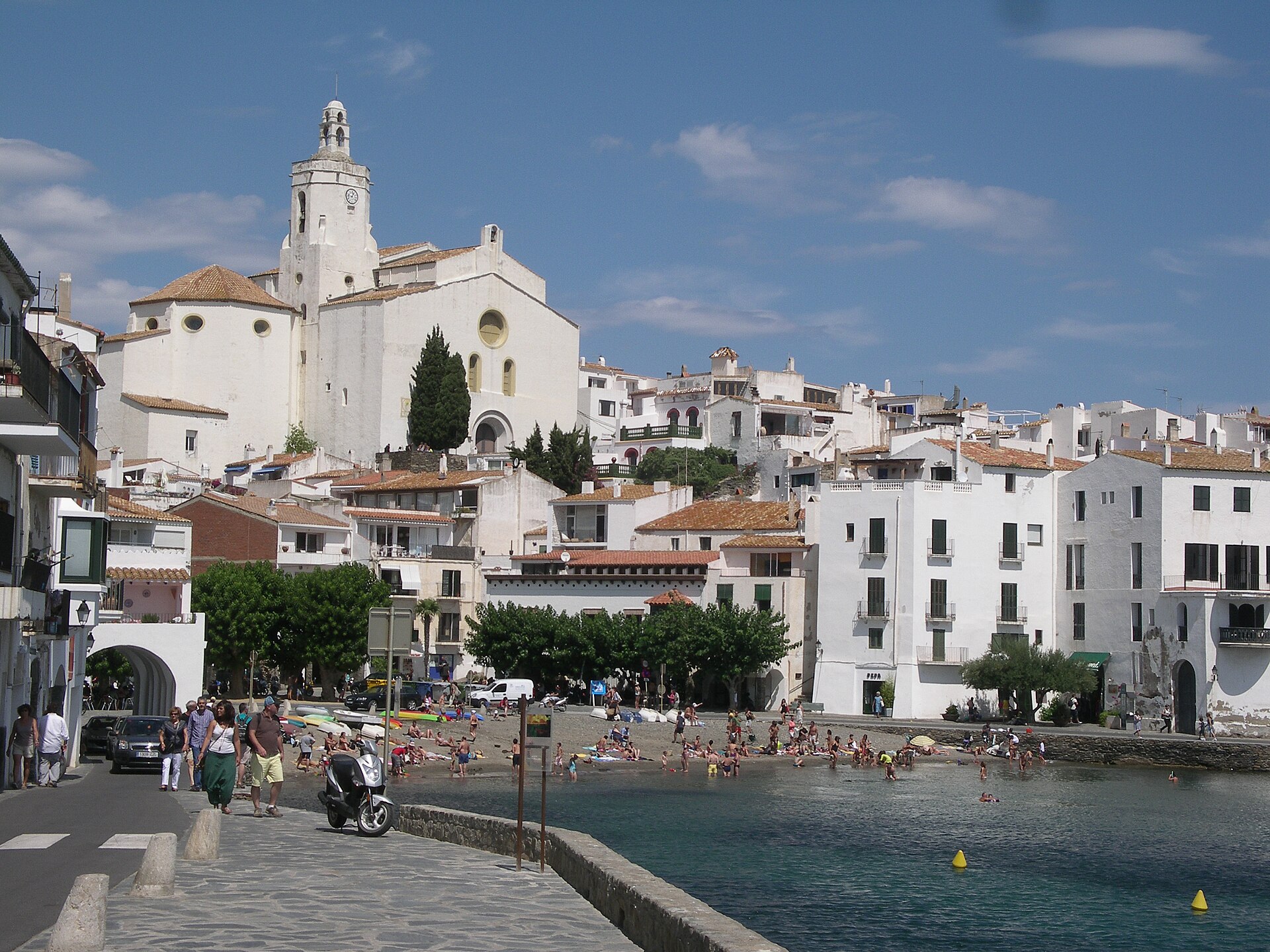 Santa Maria de Cadaqués, Cadaques