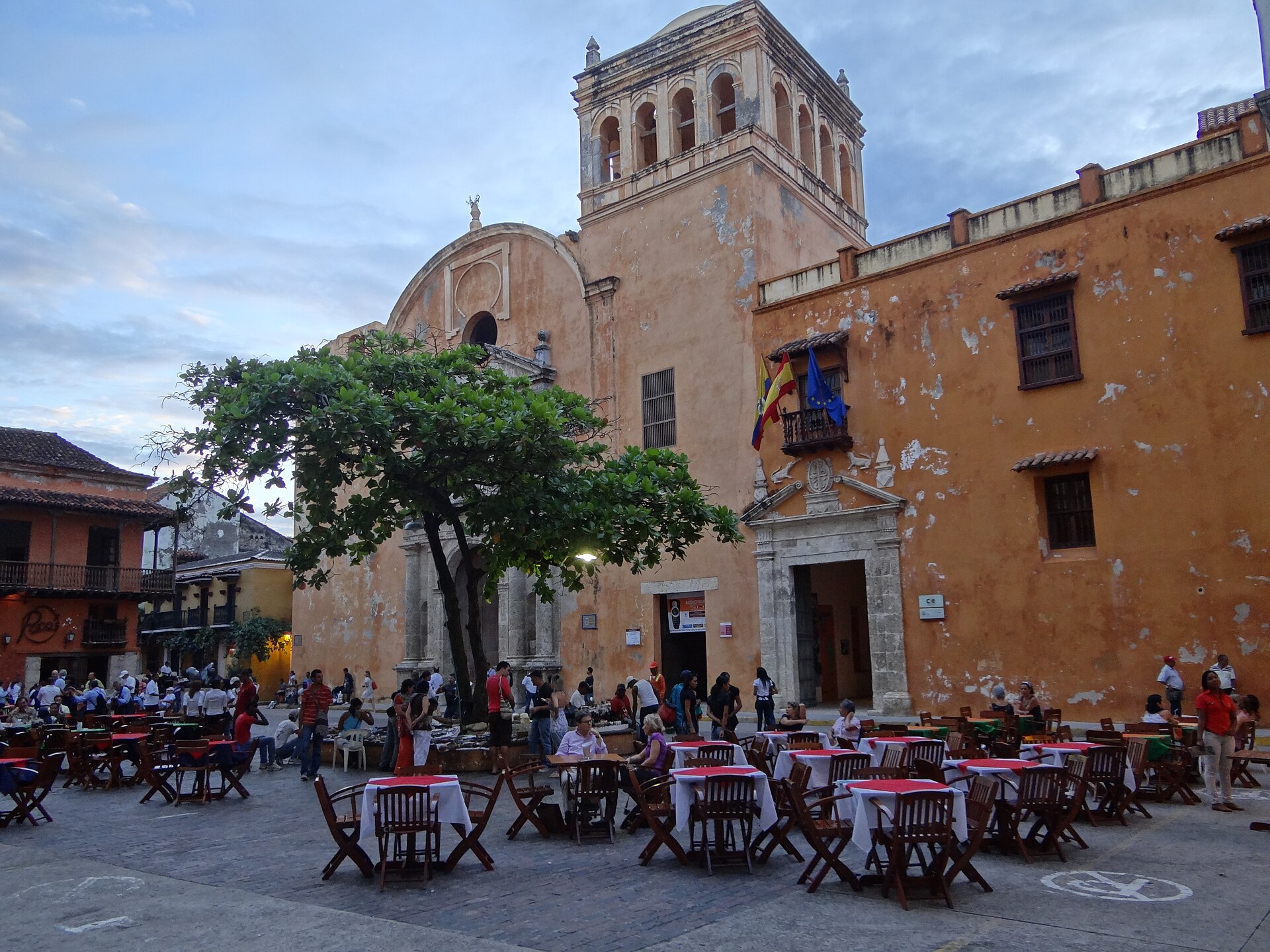 Plaza de Santo Domingo, Cartagena