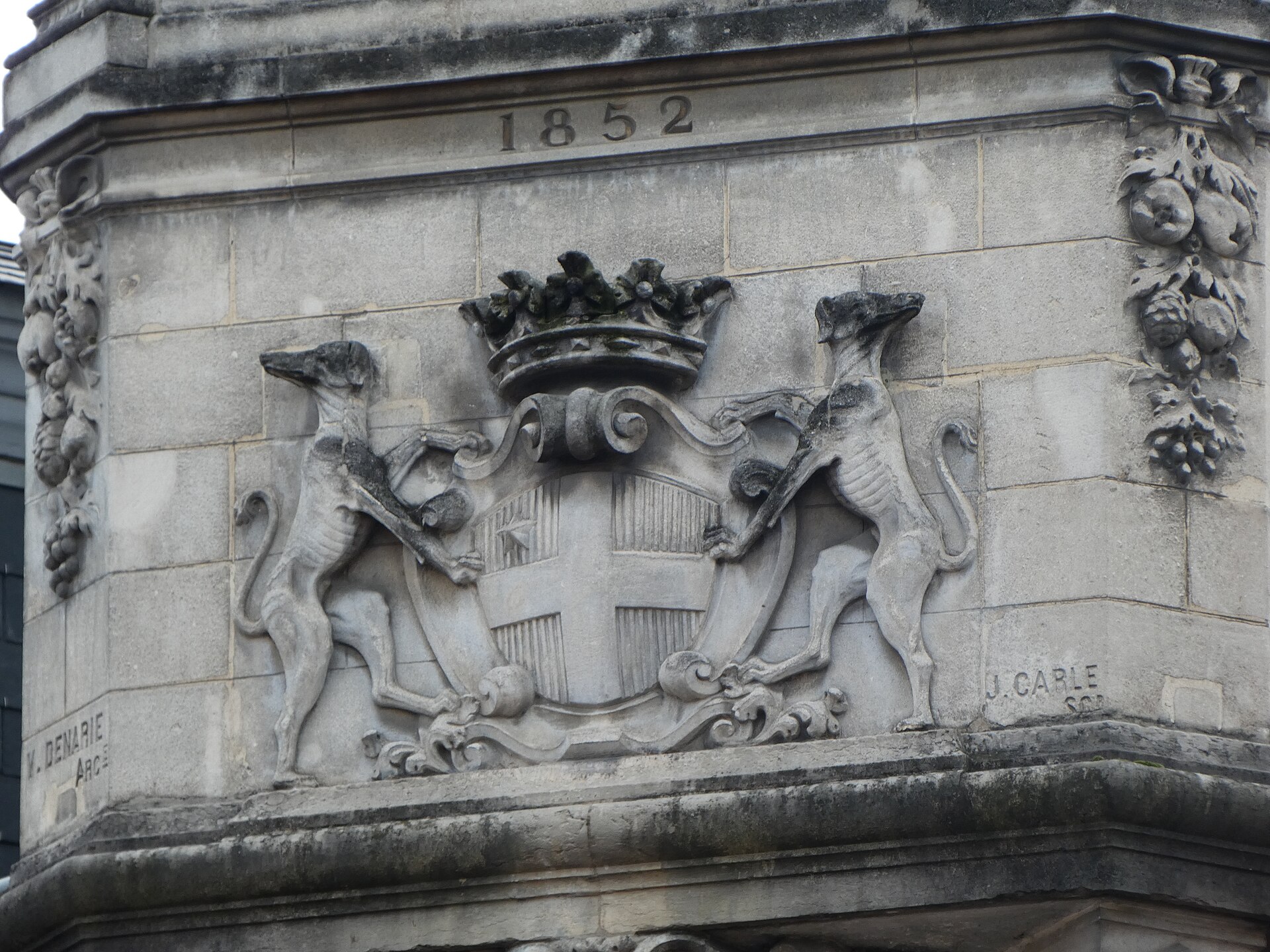 L'Horloge, Chambery