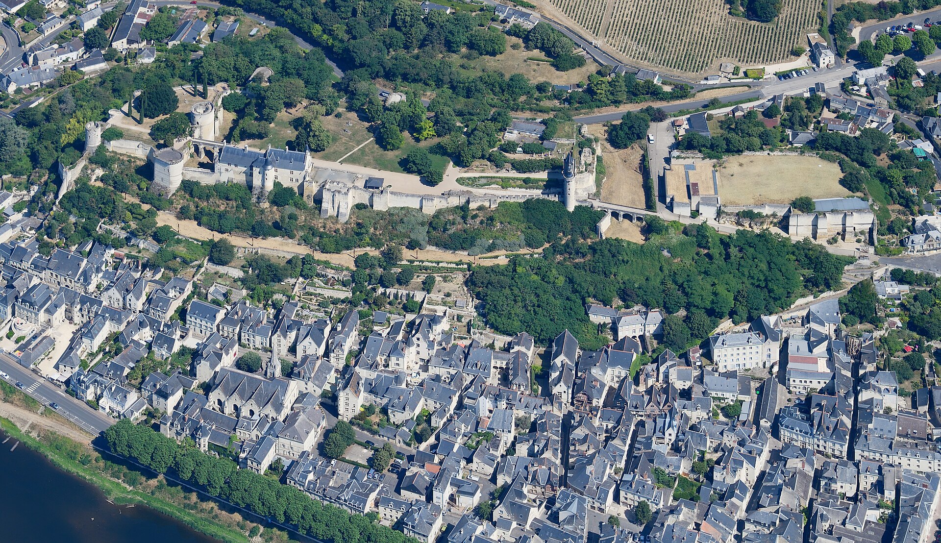 Chinon
