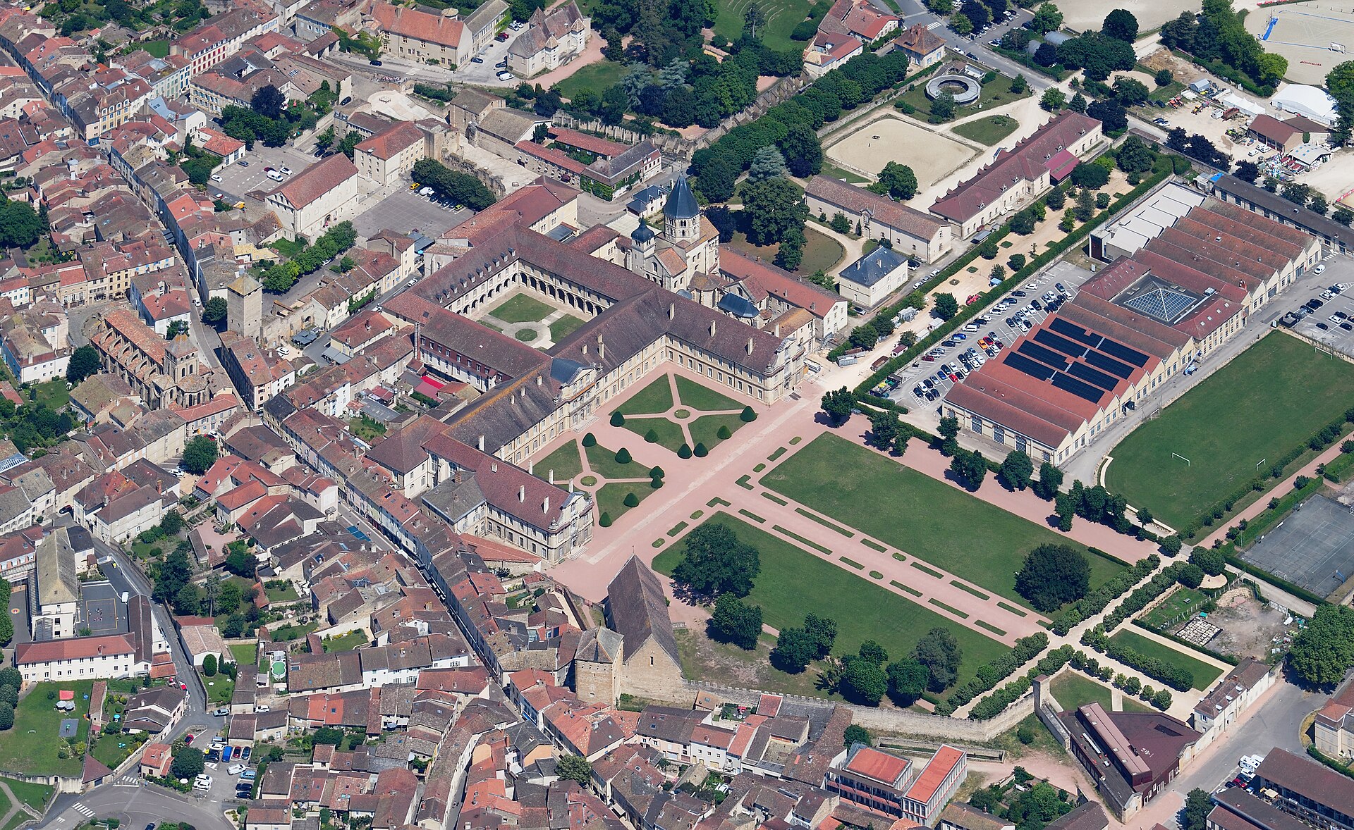 Abbaye de Cluny, Cluny