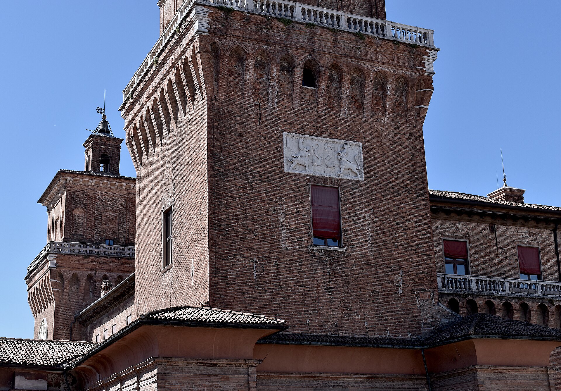 Torre dei Leoni, Ferrara