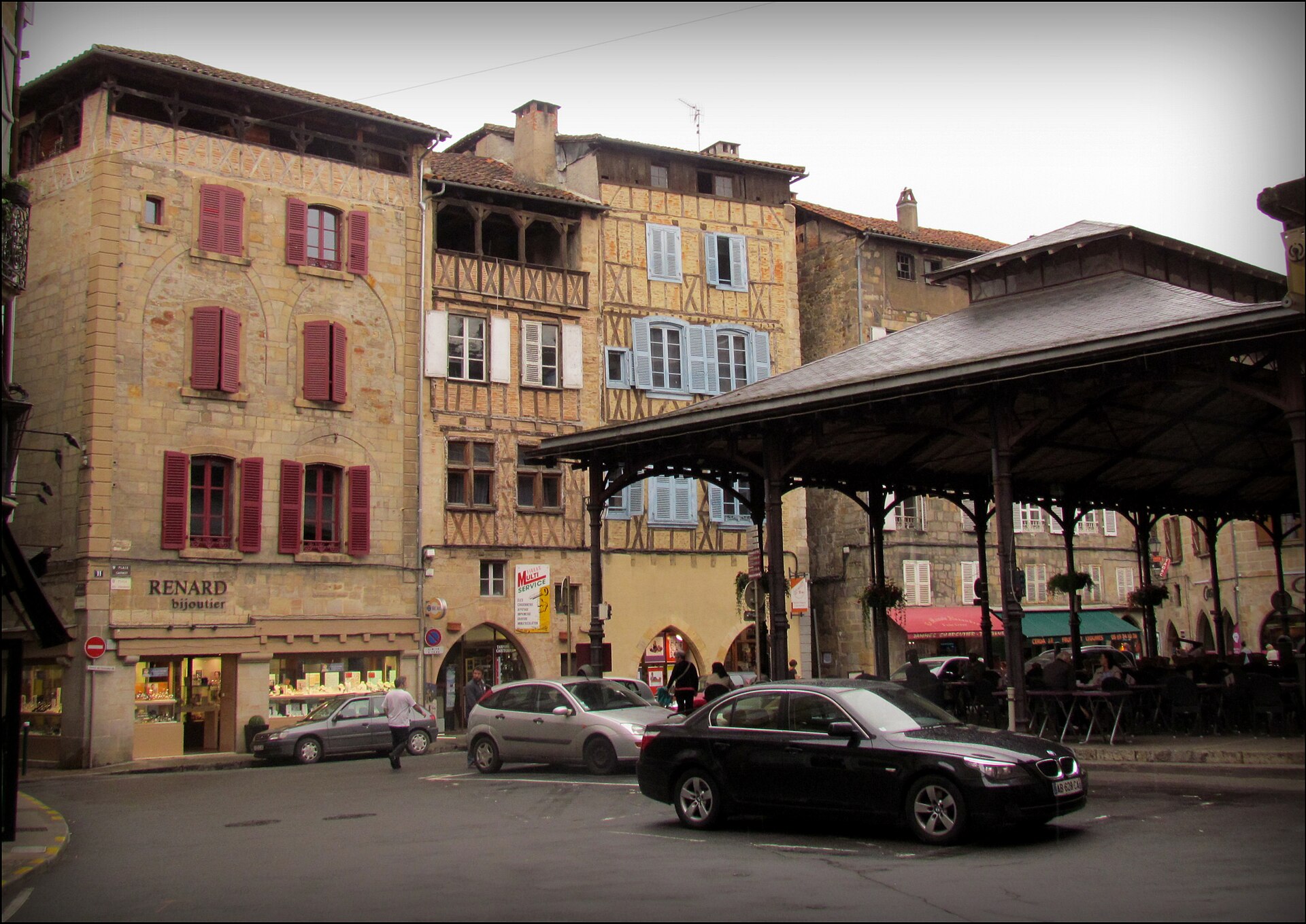 Place de la Halle, Figeac