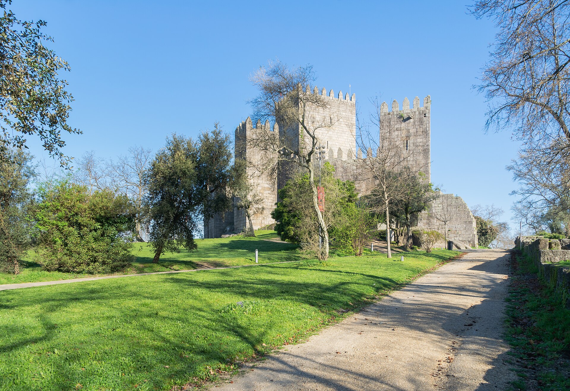 Guimarães Castle, Guimaraes