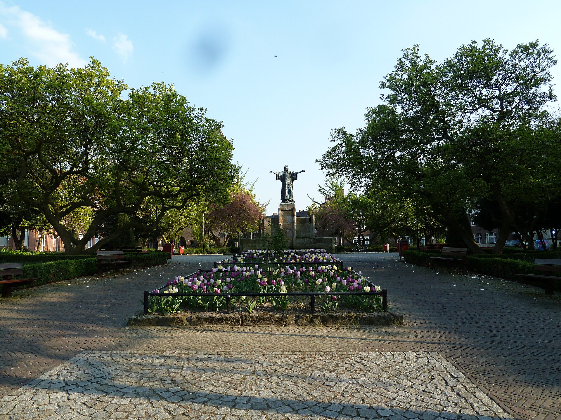 Heilig Hartbeeld, Heerlen