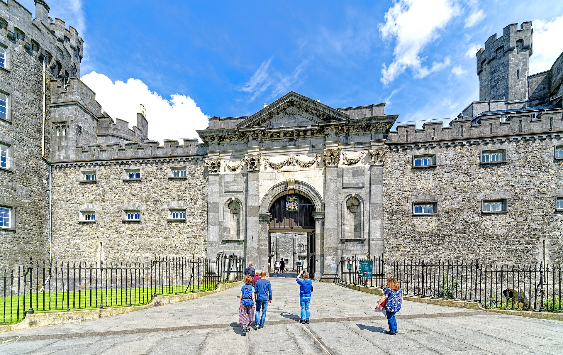 Kilkenny Castle, Kilkenny