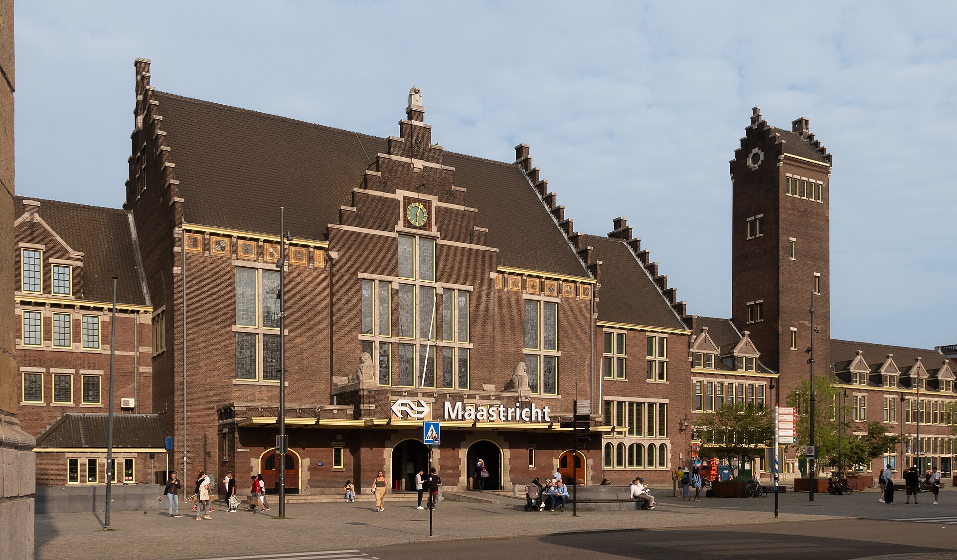 Station Maastricht, Maastricht