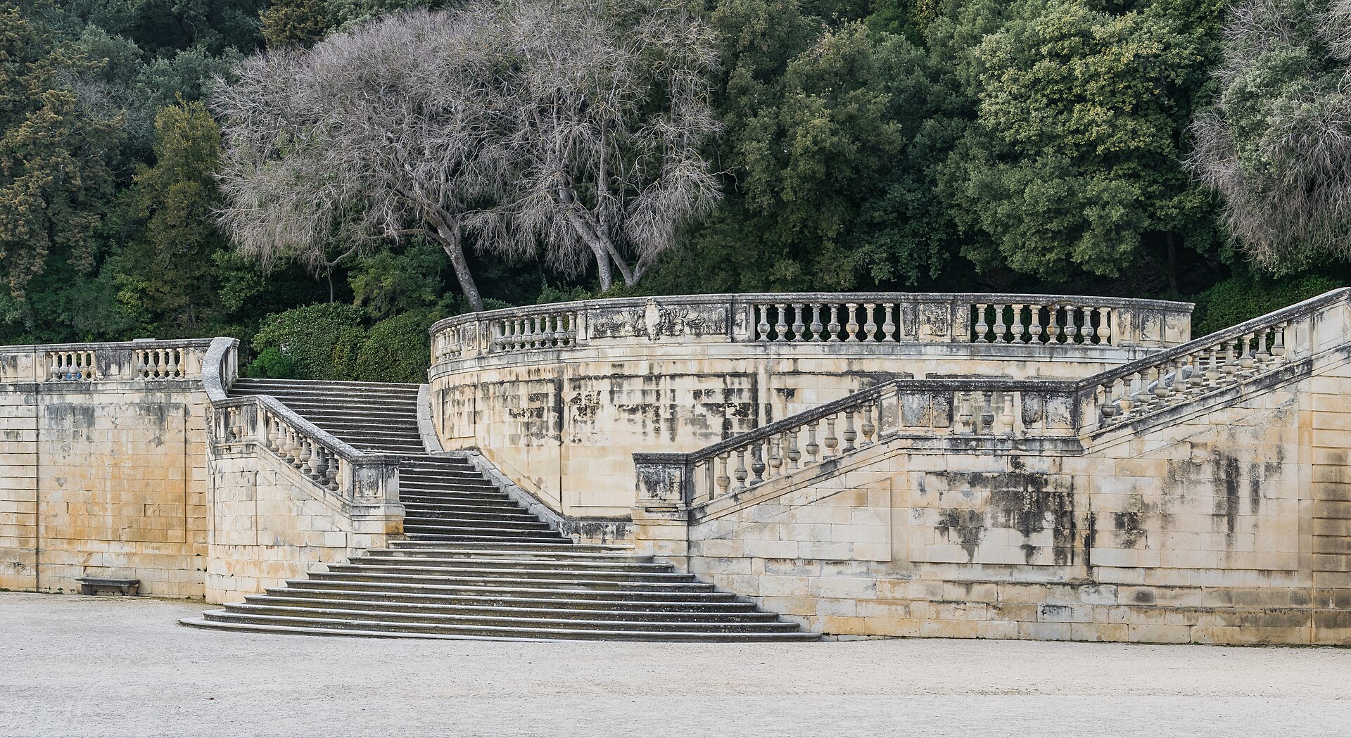 Jardin de La Fontaine, Nimes