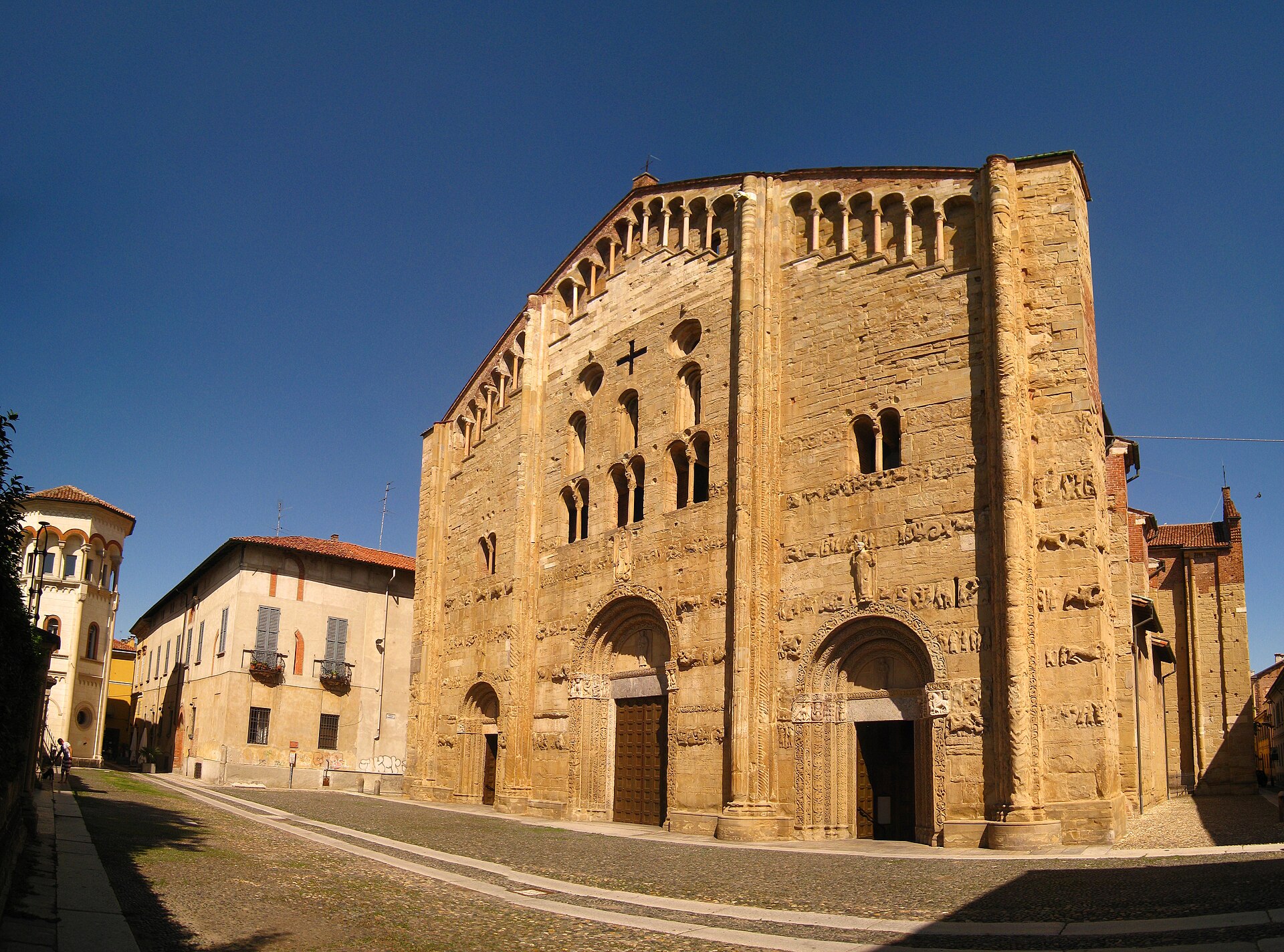Basilica di San Michele Maggiore, Pavia