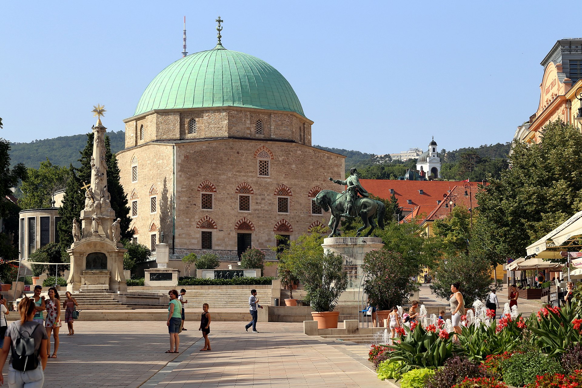 Downtown Candlemas Church of the Blessed Virgin Mary, Pécs