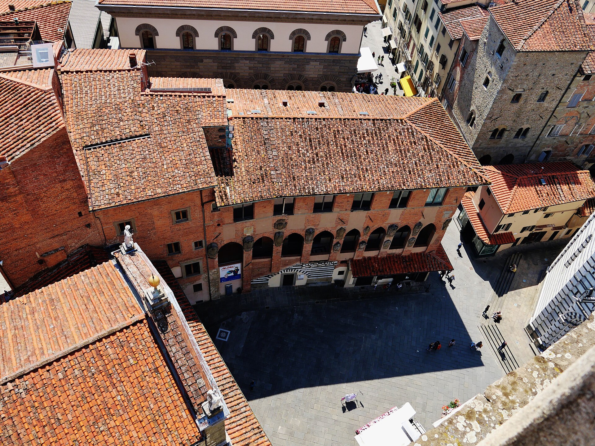 Piazza del Duomo, Pistoia