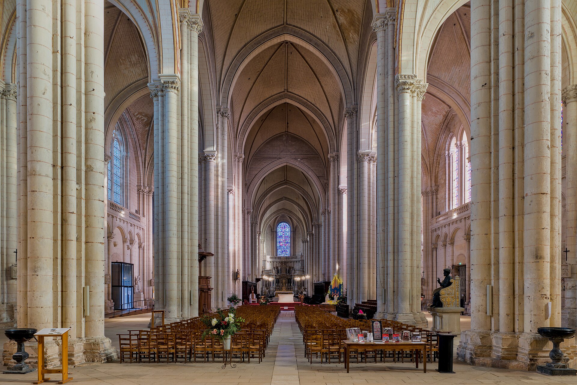 Cathédrale Saint-Pierre de Poitiers, Poitiers
