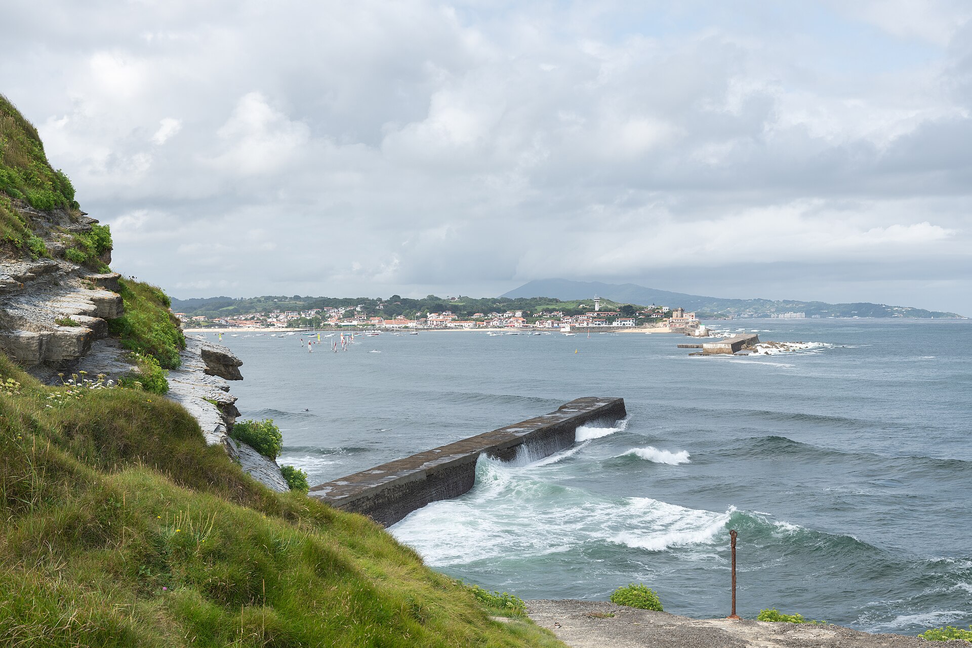Digue de Sainte-Barbe, Saint Jean de Luz