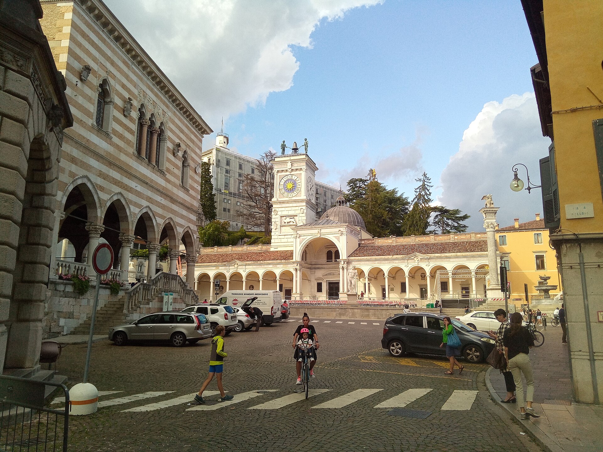 Piazza della Libertà, Udine